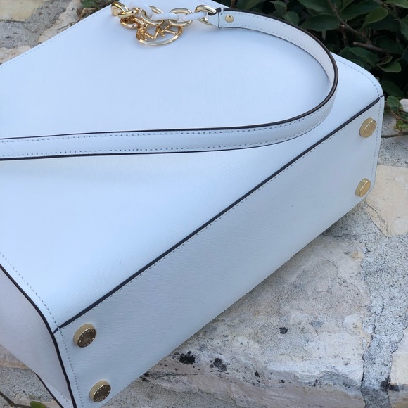 NWT Michael Kors Sofia Lg tote optic white - Picture 5 of 8